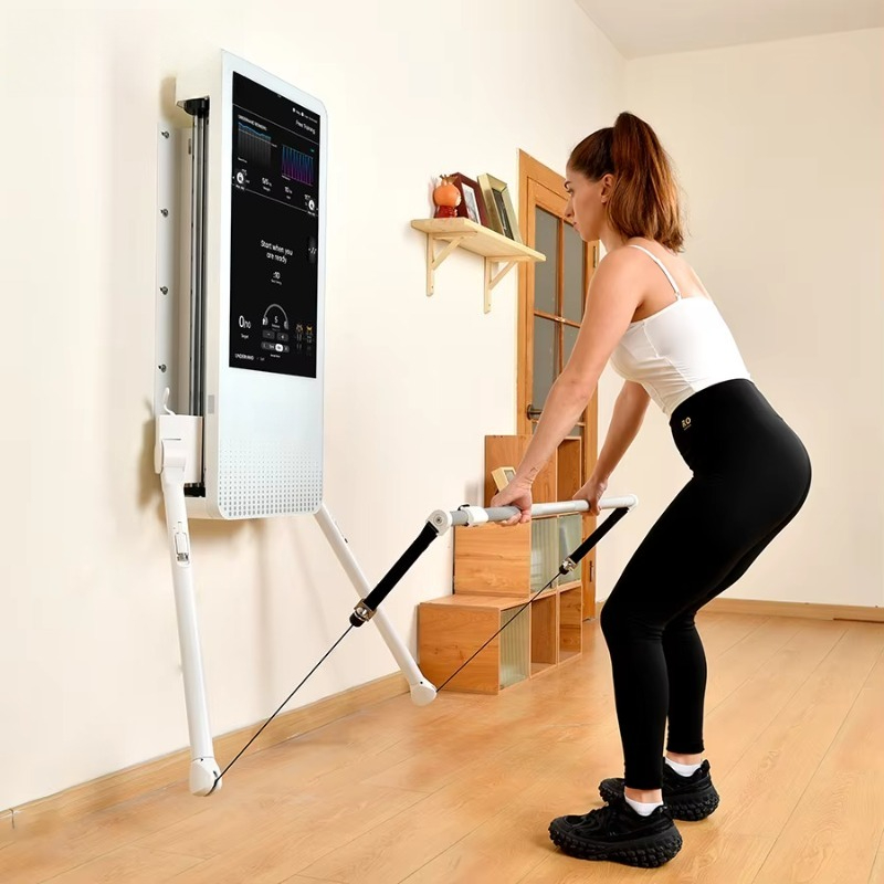 多機能ホームフィットネス機器：Tonal壁掛け型スマートトラ - Home Gym Resistance のレビューと価格